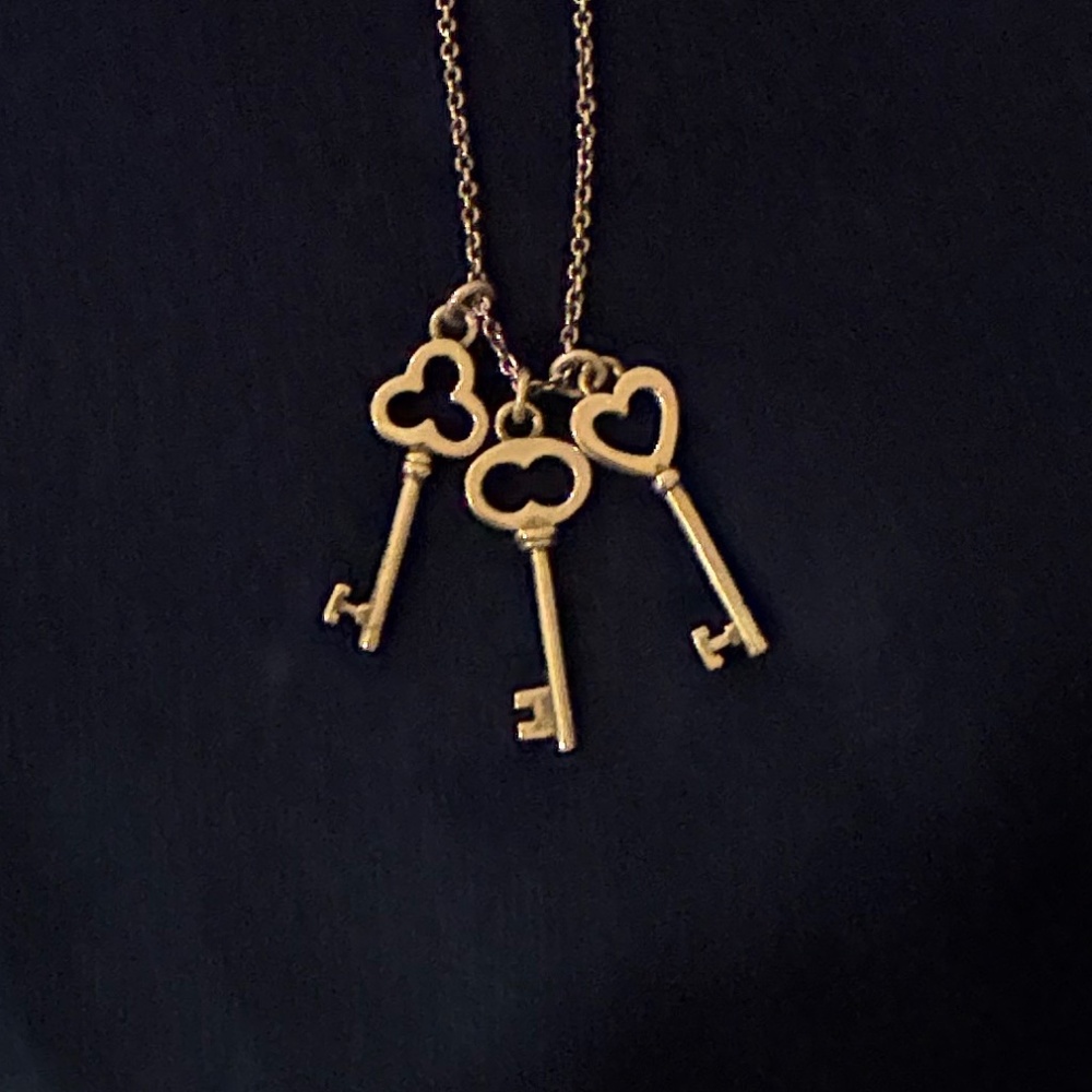 Tiffany & Co. Sterling Silver Three-Key Necklace – Authentic Complete Set
